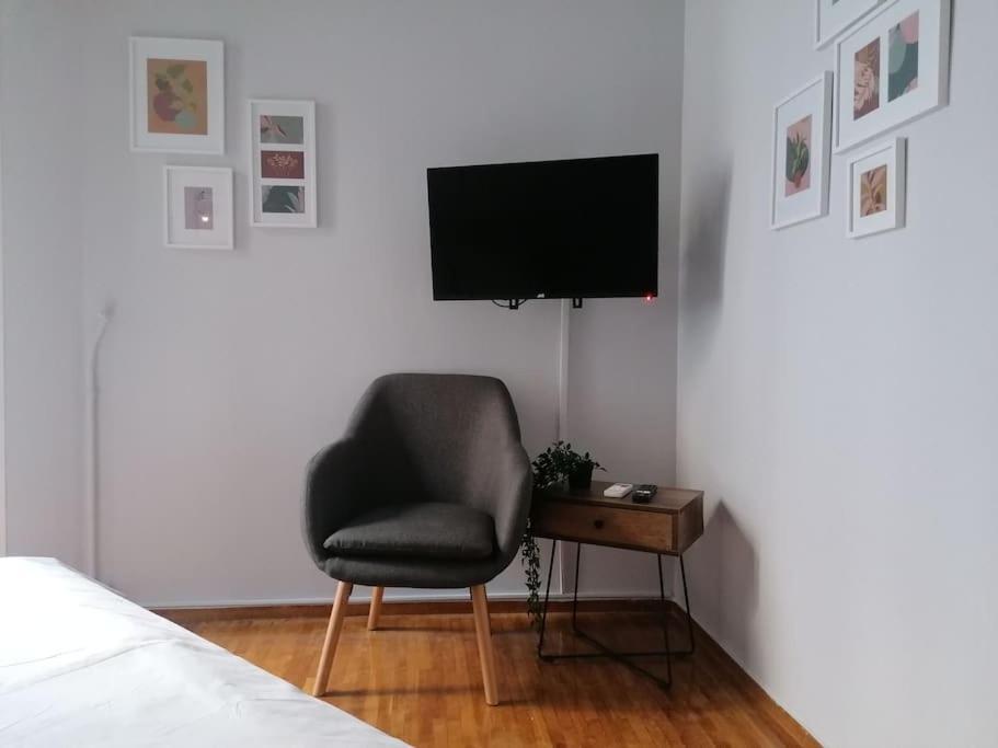 Minimal Studio Varnava Square - Kallimarmaro Area Athen Eksteriør bilde